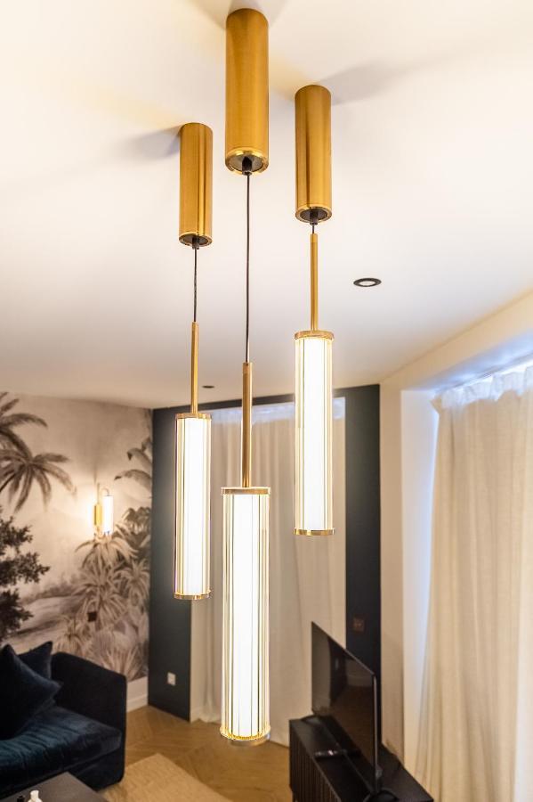 Lovely Apartment Close To Eiffel Tower Parigi Esterno foto